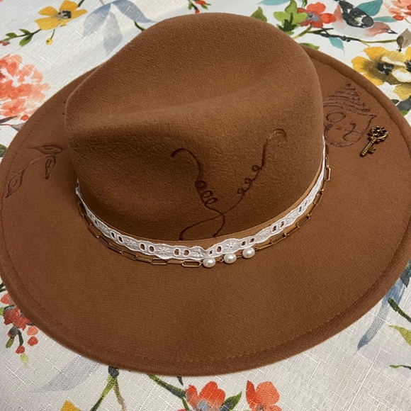 Wide Brim Fedora Hat - Picture 2 of 3